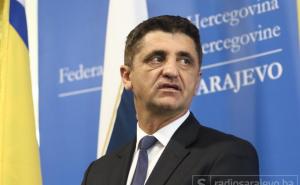 Kazazović: Pregovori sa Sindikatom neće se vršiti preko protesta i pritisaka 